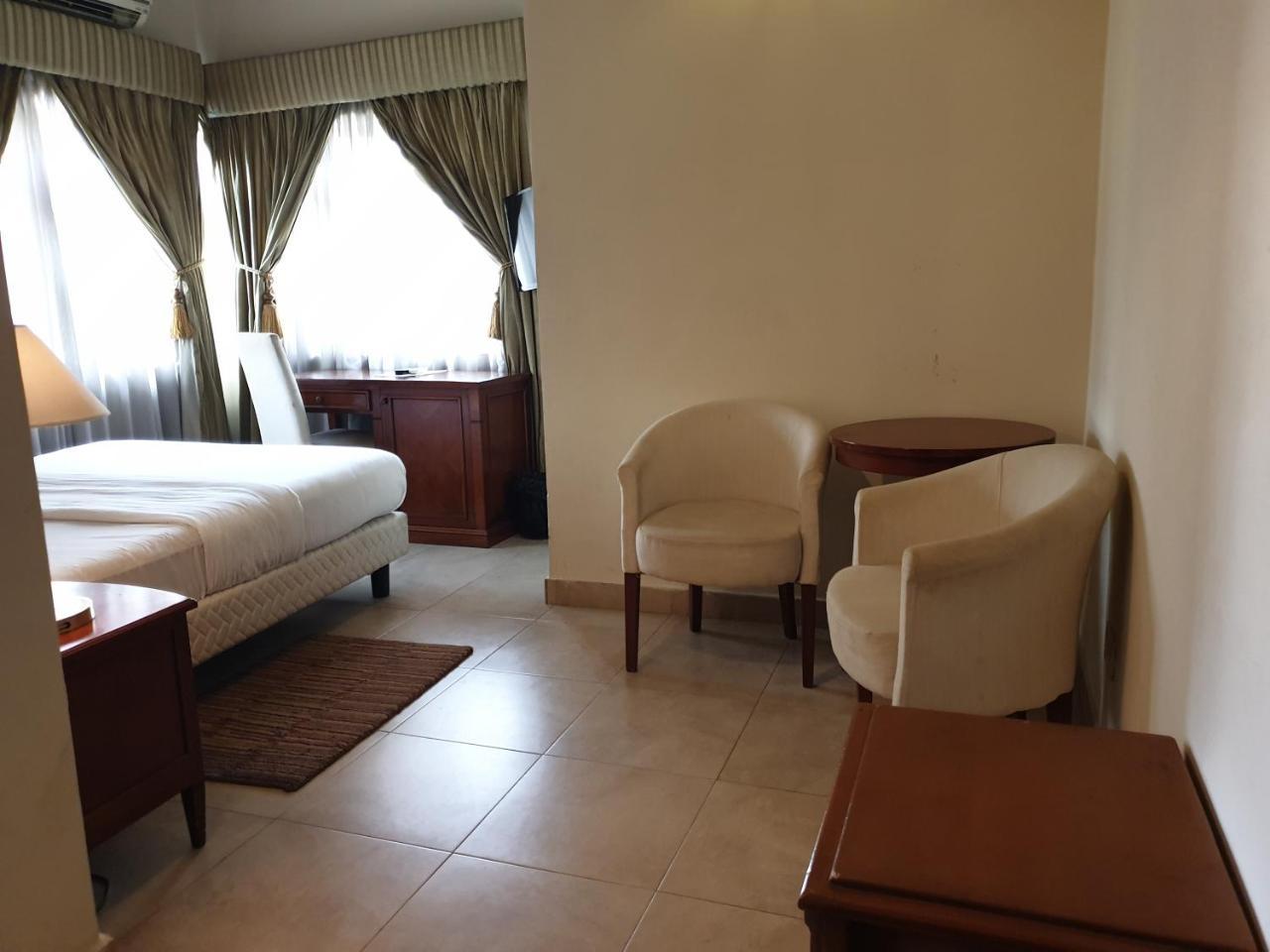 Three Arms Hotel Lagos Exterior foto